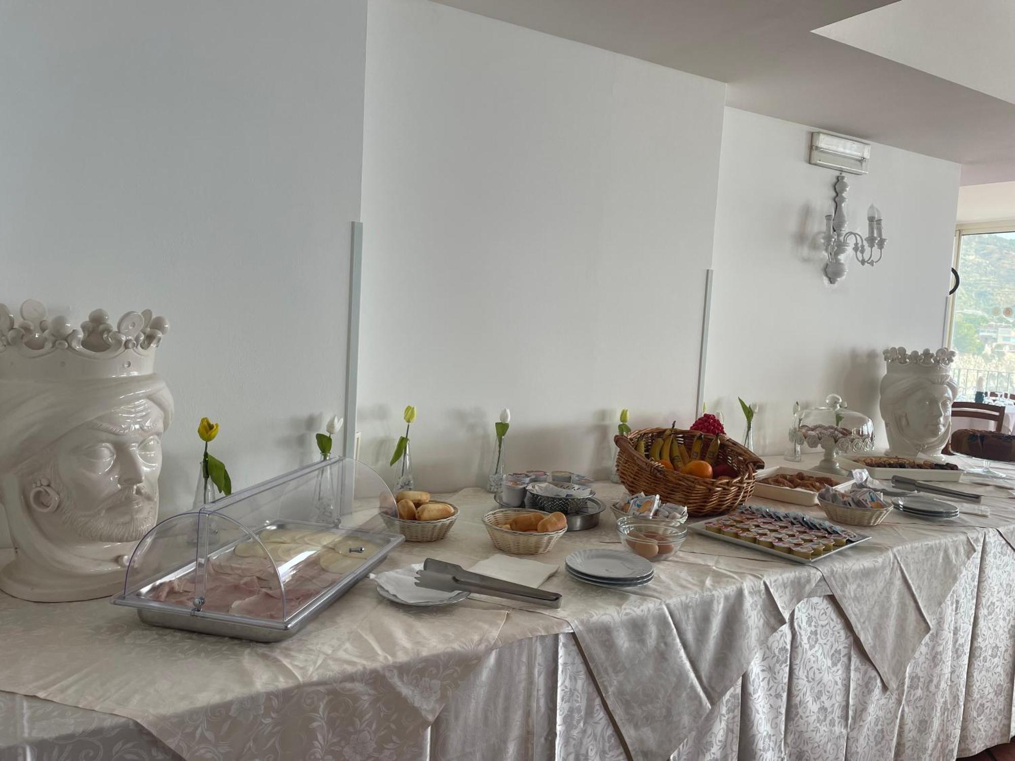 Bay Palace Mazzaro Taormina
