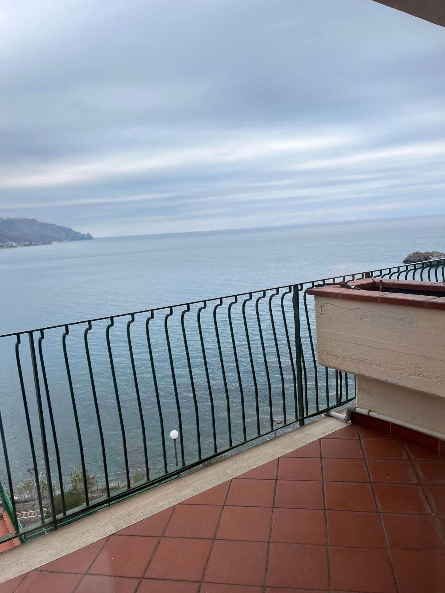 Hotel Bay Palace Mazzaro