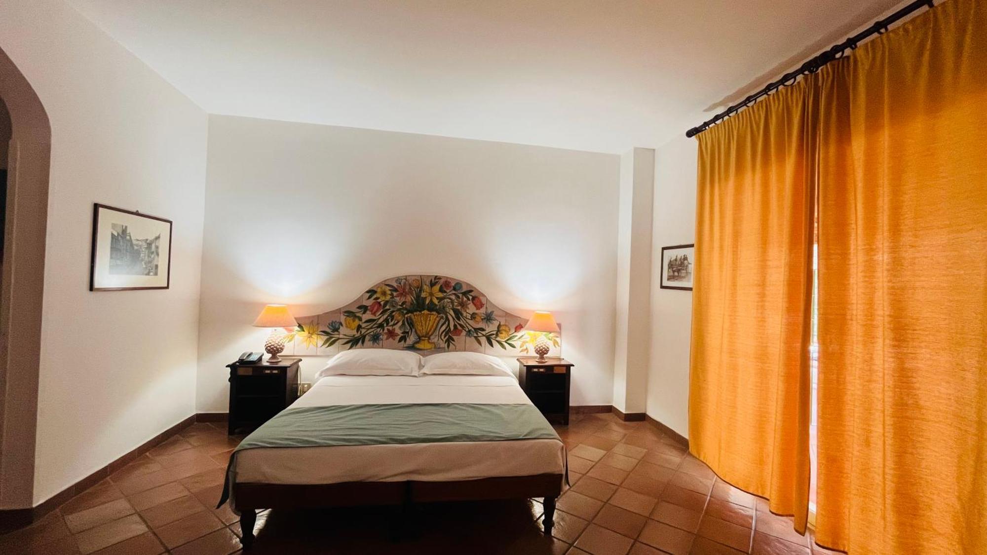 Bay Palace Mazzaro 4*