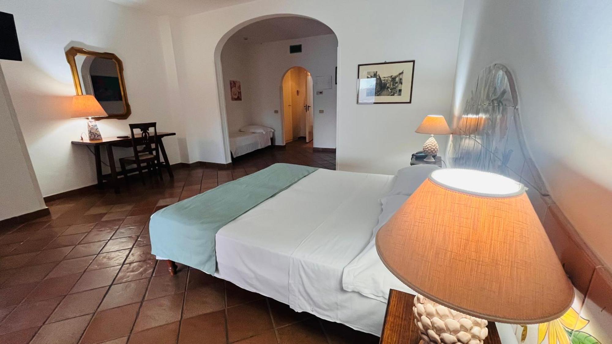 Bay Palace Mazzaro Hotel