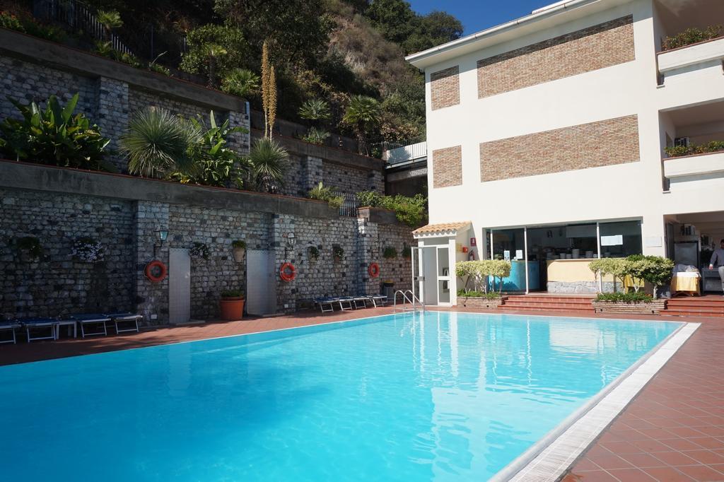 Bay Palace Mazzaro 4*