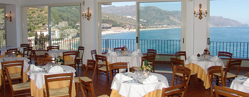 Hotel Bay Palace Mazzaro 4*
