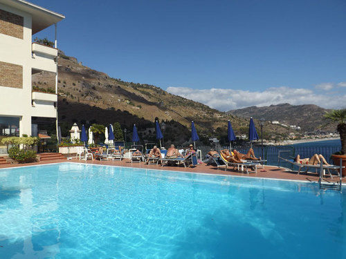 Bay Palace Mazzaro Hotel